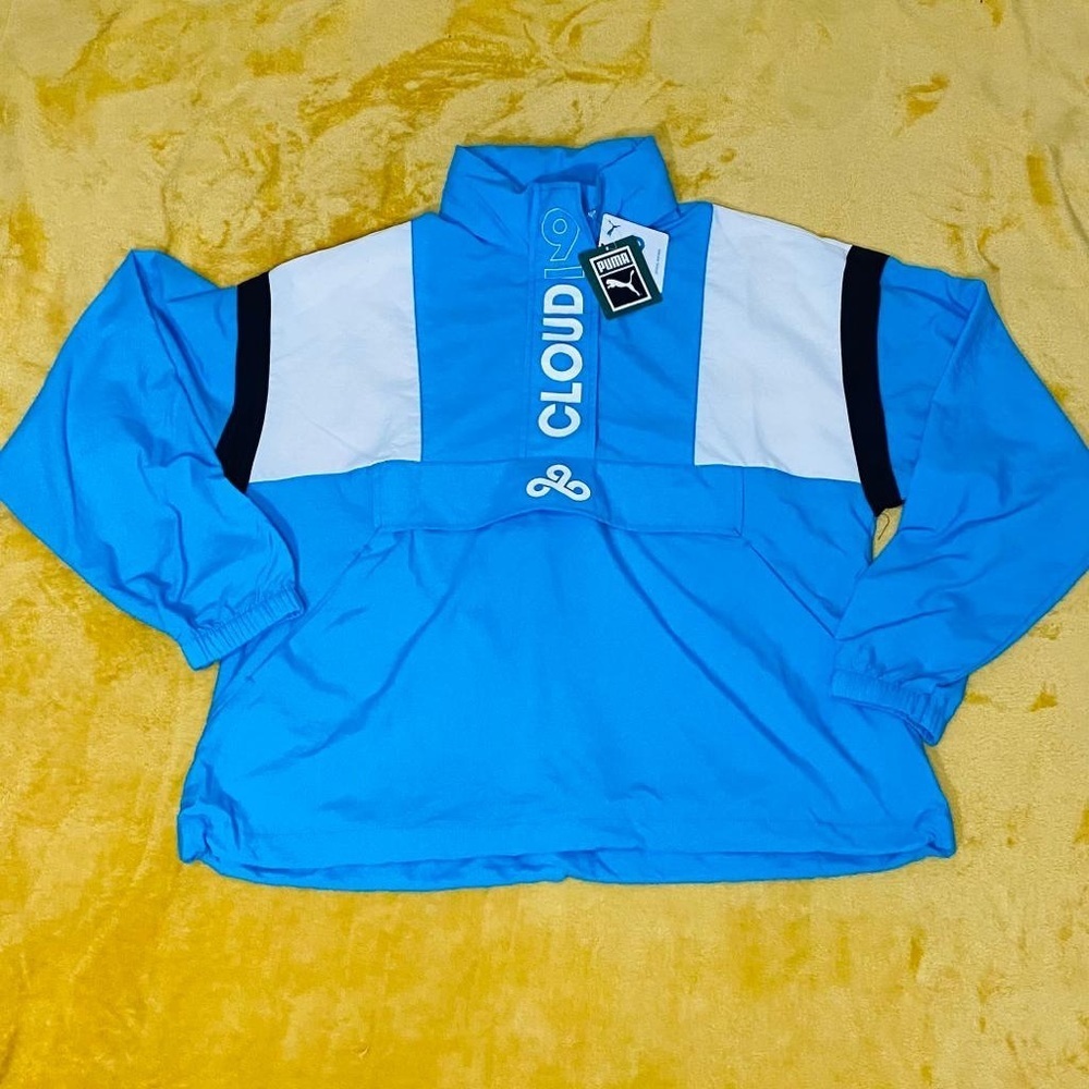 Puma cloud 9 jacket 
Cloud 9 collaboration